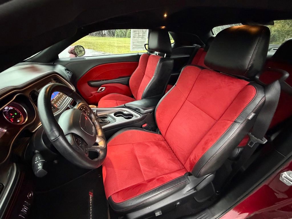 Used 2022 Dodge Challenger GT w/ Plus Package image 11