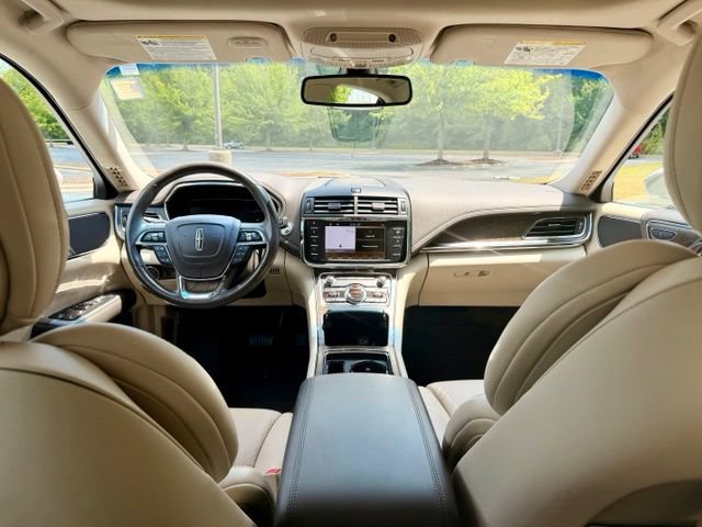 Used 2019 Lincoln Continental Select FWD image 24