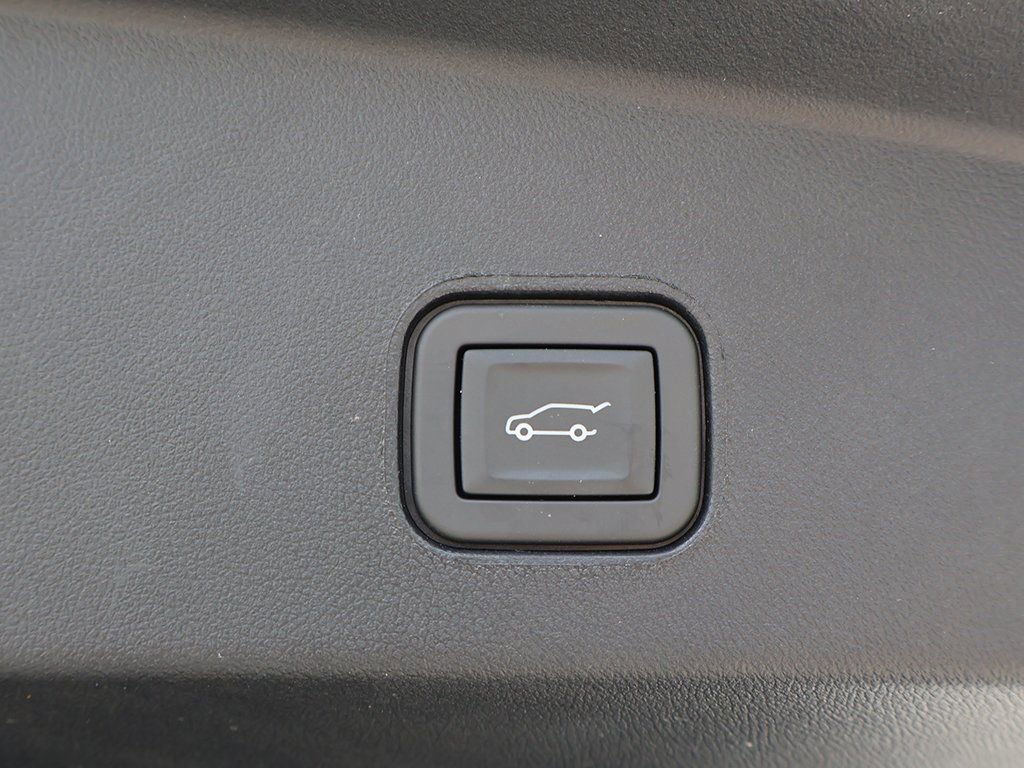 Used 2024 Cadillac Lyriq Tech w/ Driver Assist Package image 56