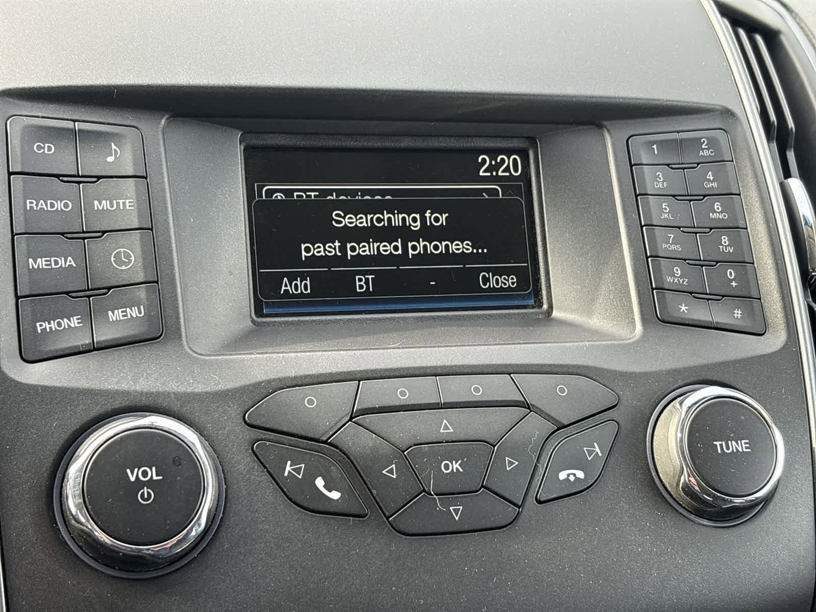 Used 2018 Ford Edge SE FWD image 33