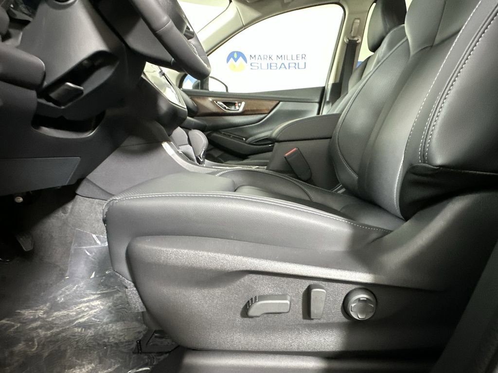 New 2025 Subaru Ascent Touring w/ Popular Package #2 image 19