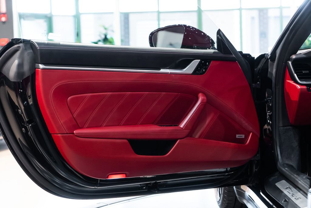 Used 2021 Porsche 911 Turbo S AWD/4WD image 23