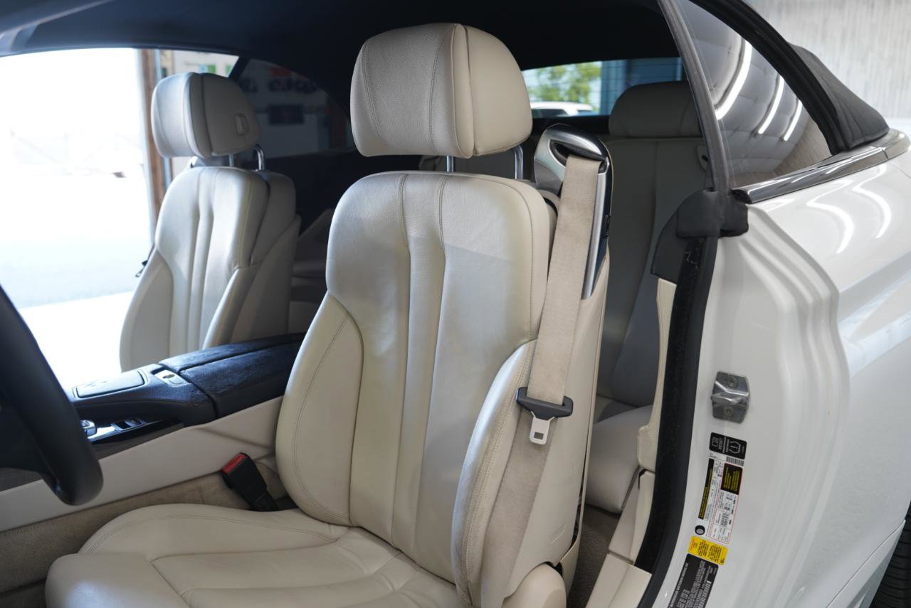 Used 2013 BMW 640i Convertible image 34