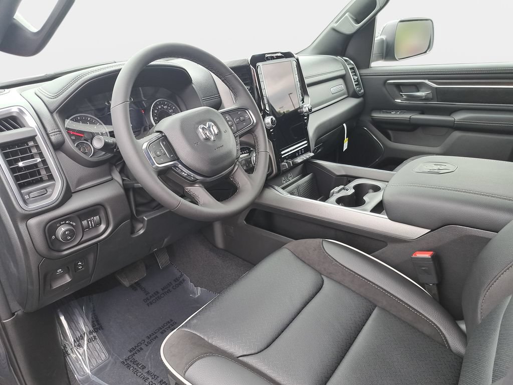 New 2026 RAM 1500 Laramie AWD/4WD image 15