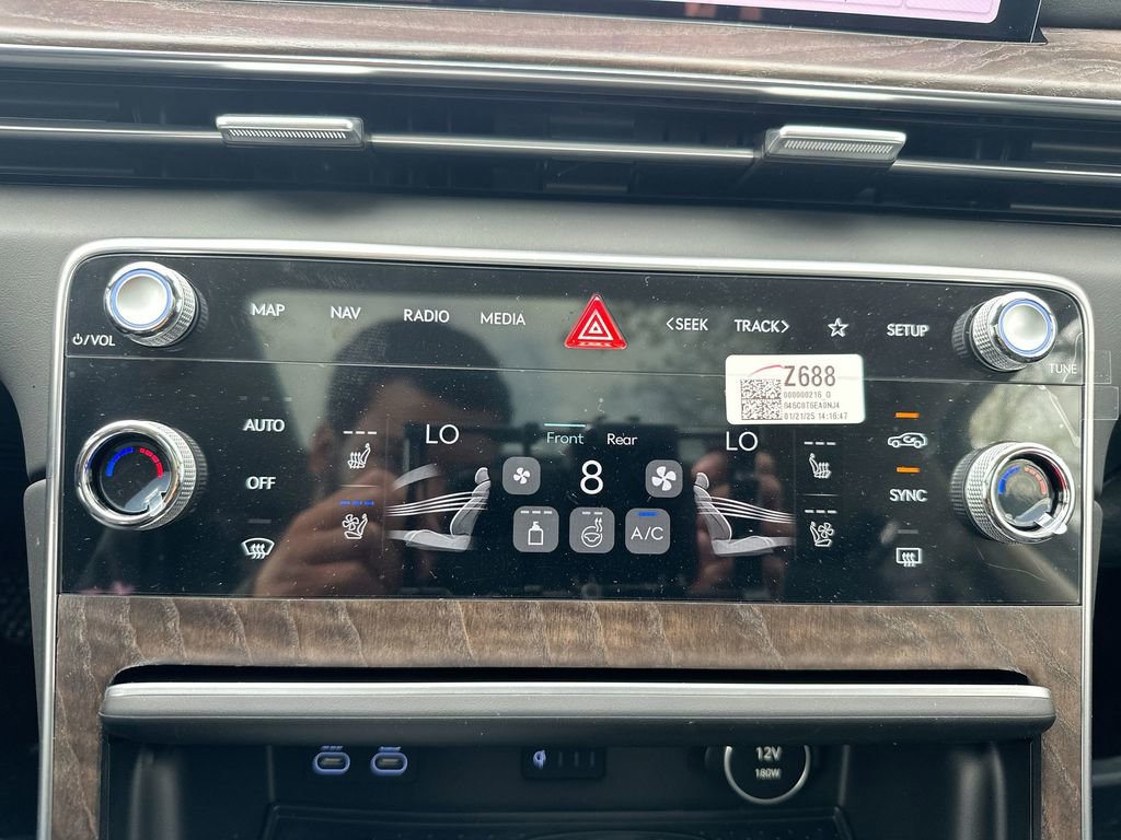 Used 2025 Genesis GV80 3.5T Prestige image 45