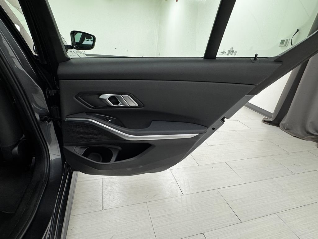 Used 2020 BMW M340i image 15