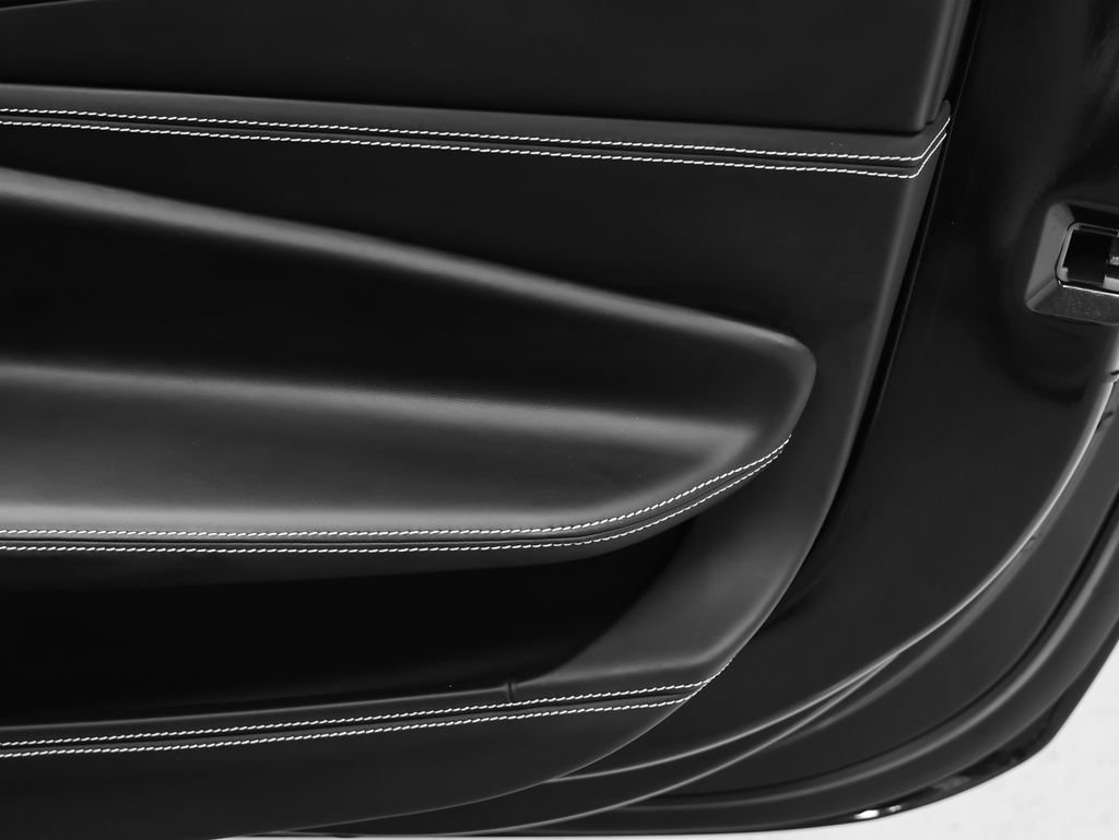 Certified 2021 Ferrari F8 Tributo RWD image 27