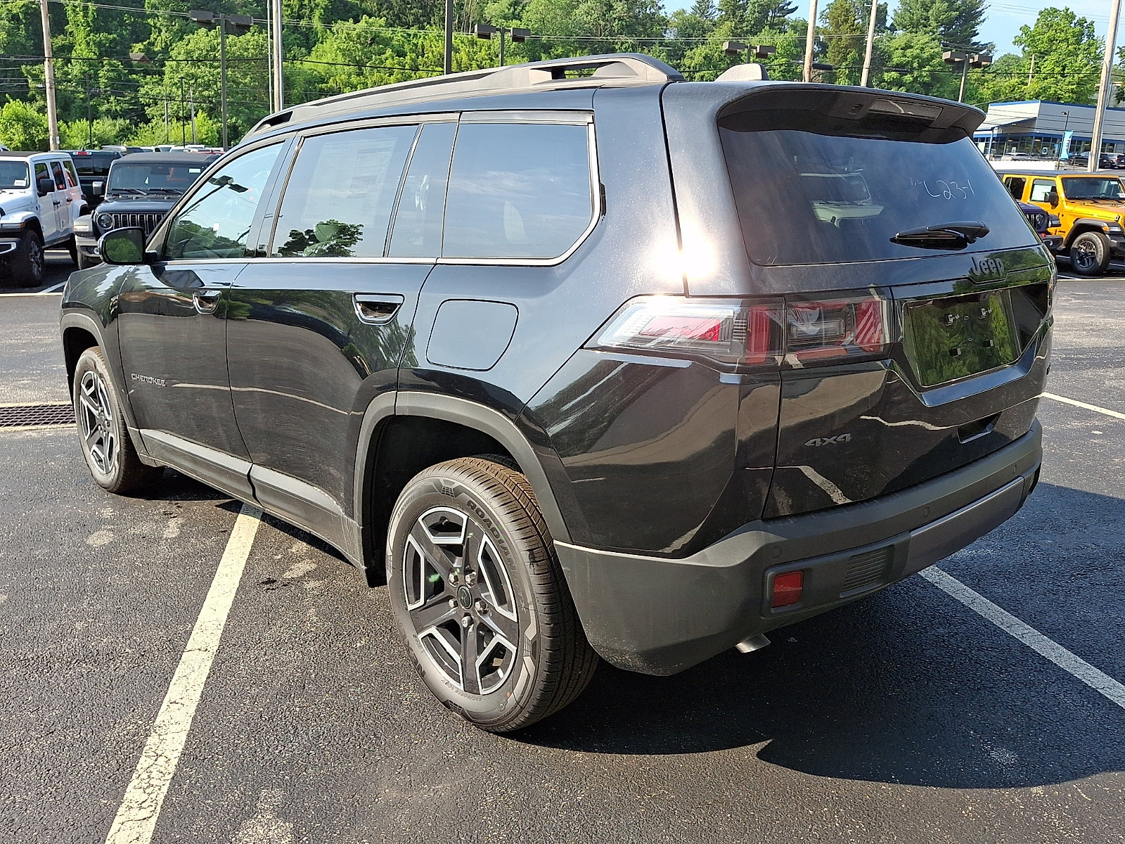 New 2026 Jeep Cherokee Limited AWD/4WD image 4