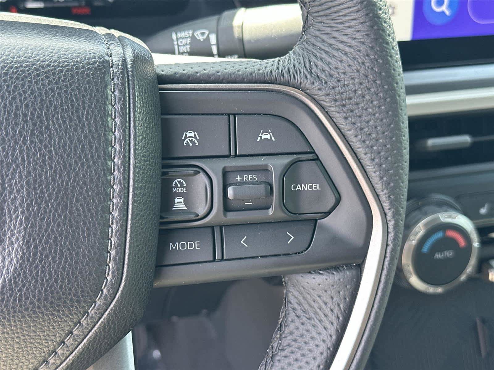 Used 2025 Toyota Tacoma TRD Off-Road AWD/4WD image 34