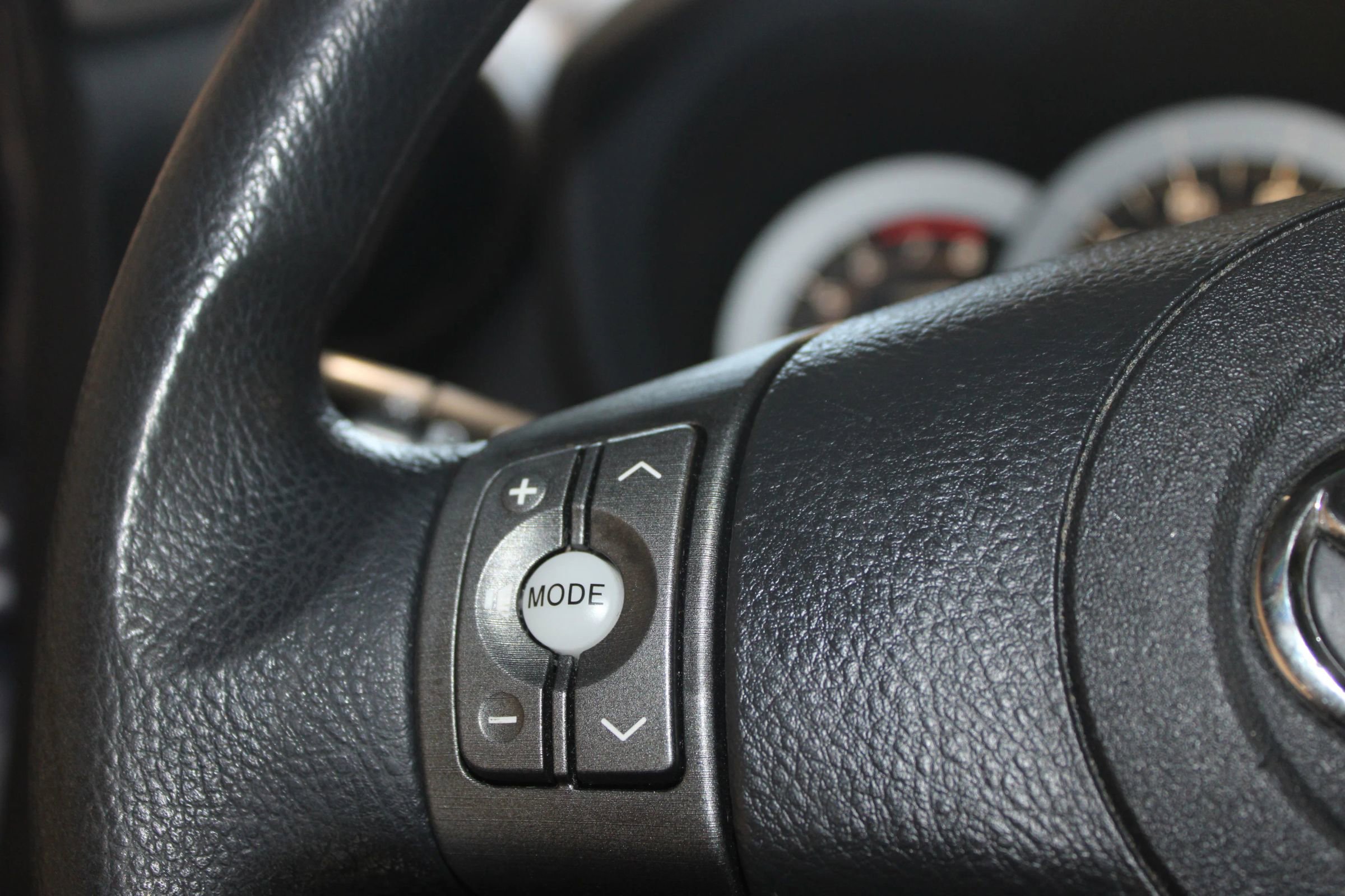 Used 2012 Toyota RAV4 FWD w/ Value Pkg image 12
