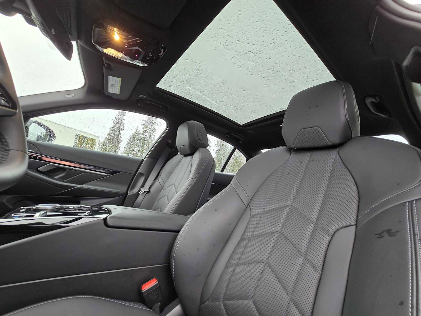 Used 2024 BMW i5 eDrive40i w/ M Sport Package image 24