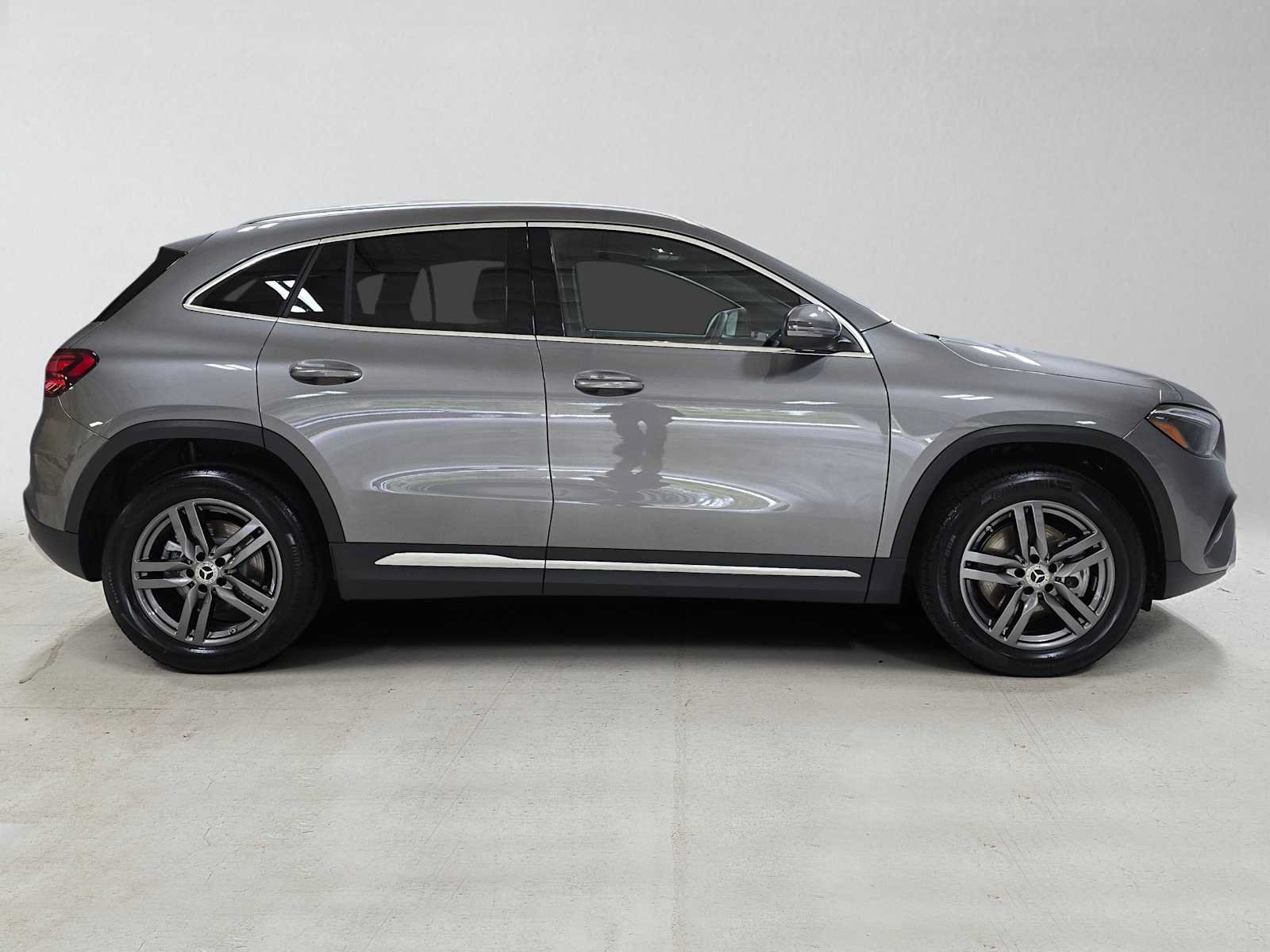 Certified 2026 Mercedes-Benz GLA 250 4MATIC image 3