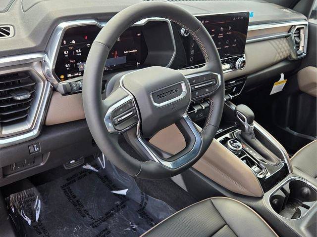 New 2026 GMC Canyon Denali w/ LPO, Denali Black Edition AWD/4WD image 11
