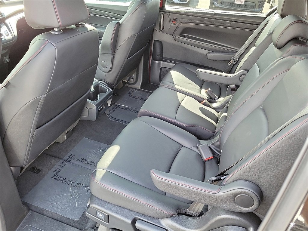 Used 2023 Honda Odyssey Sport image 21