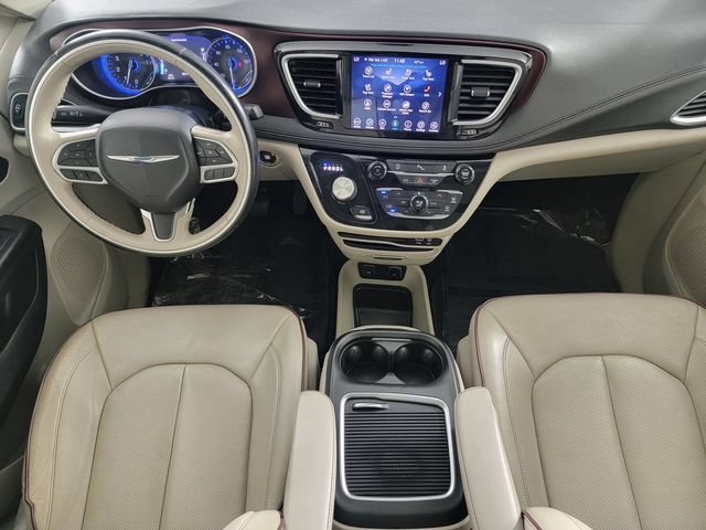 Used 2020 Chrysler Pacifica Limited FWD image 20