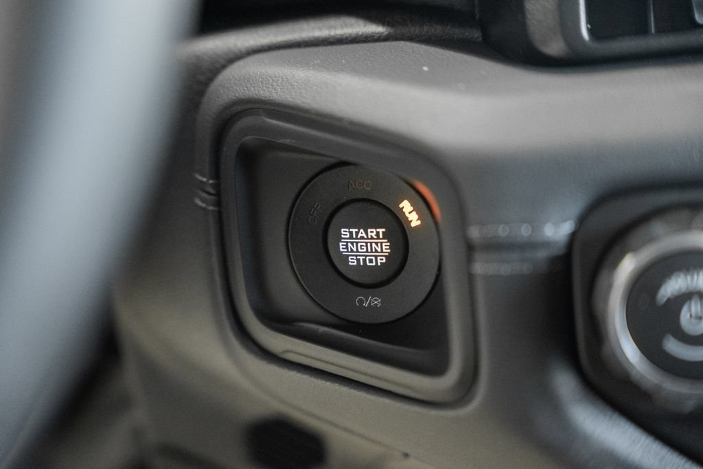 New 2026 Jeep Wrangler Unlimited Sahara AWD/4WD image 28