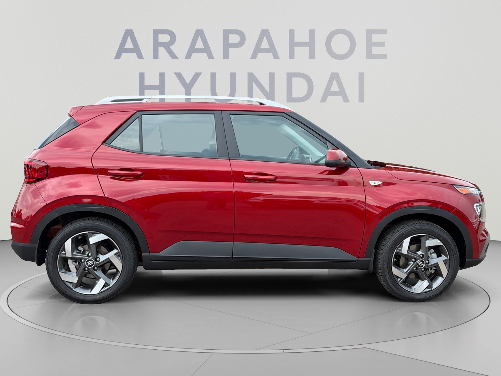 Used 2025 Hyundai Venue SEL FWD image 6