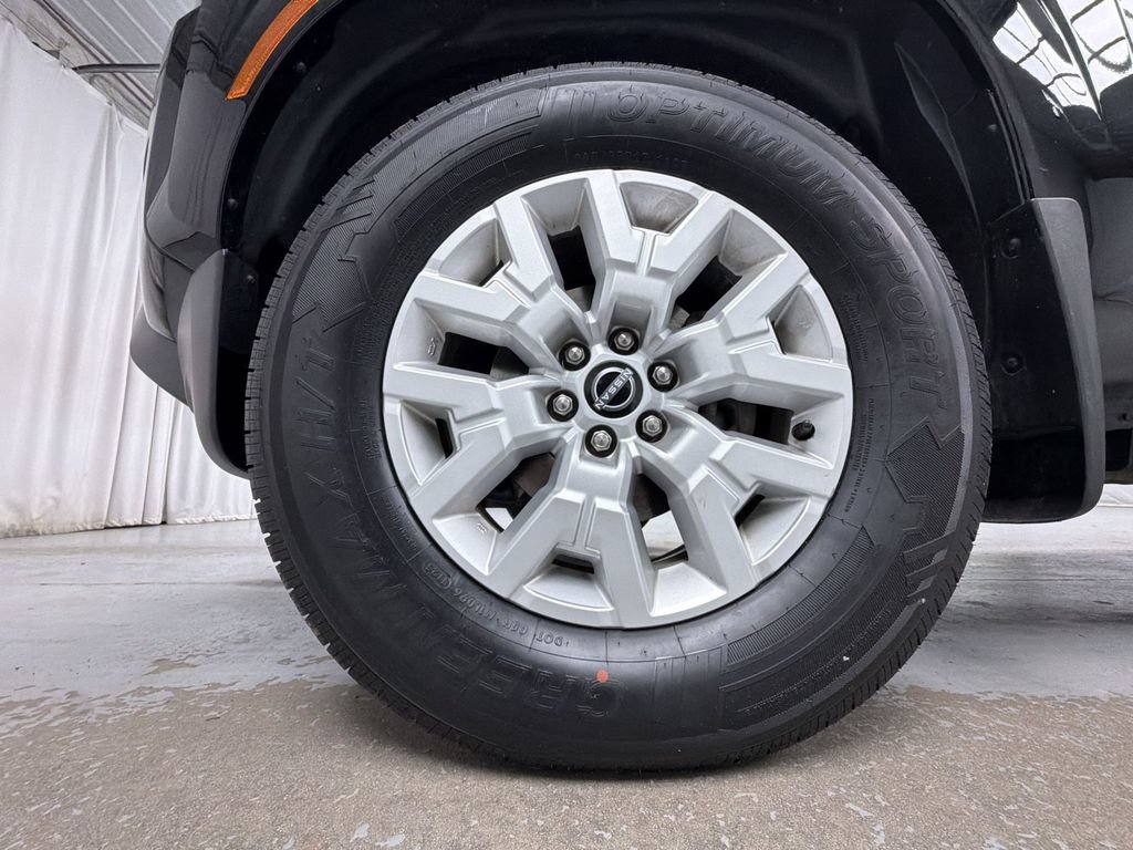 Used 2023 Nissan Frontier SV w/ SV Convenience Package AWD/4WD image 14