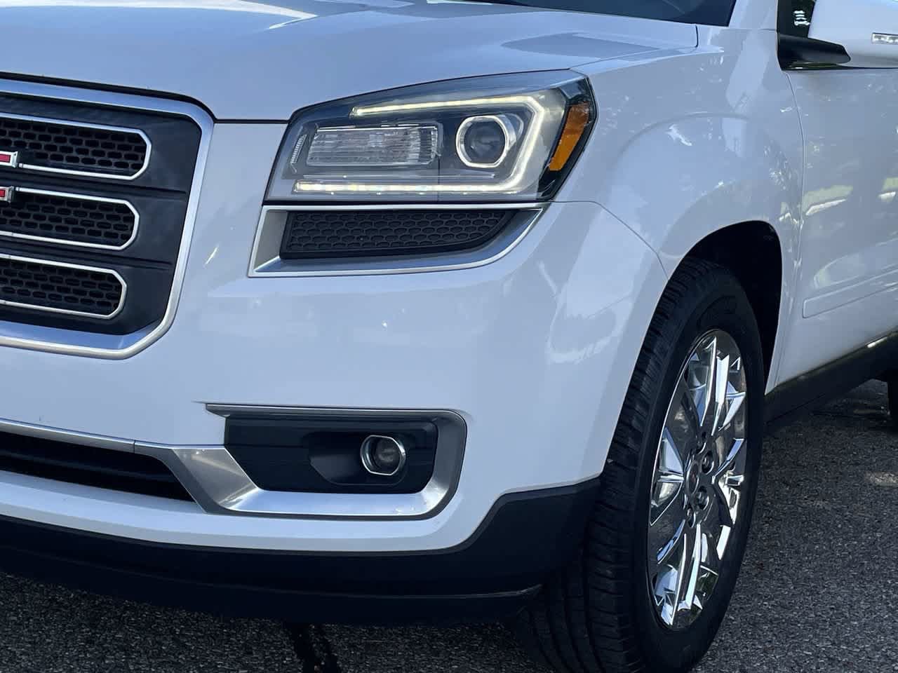 Used 2017 GMC Acadia Limited SLT AWD/4WD image 36