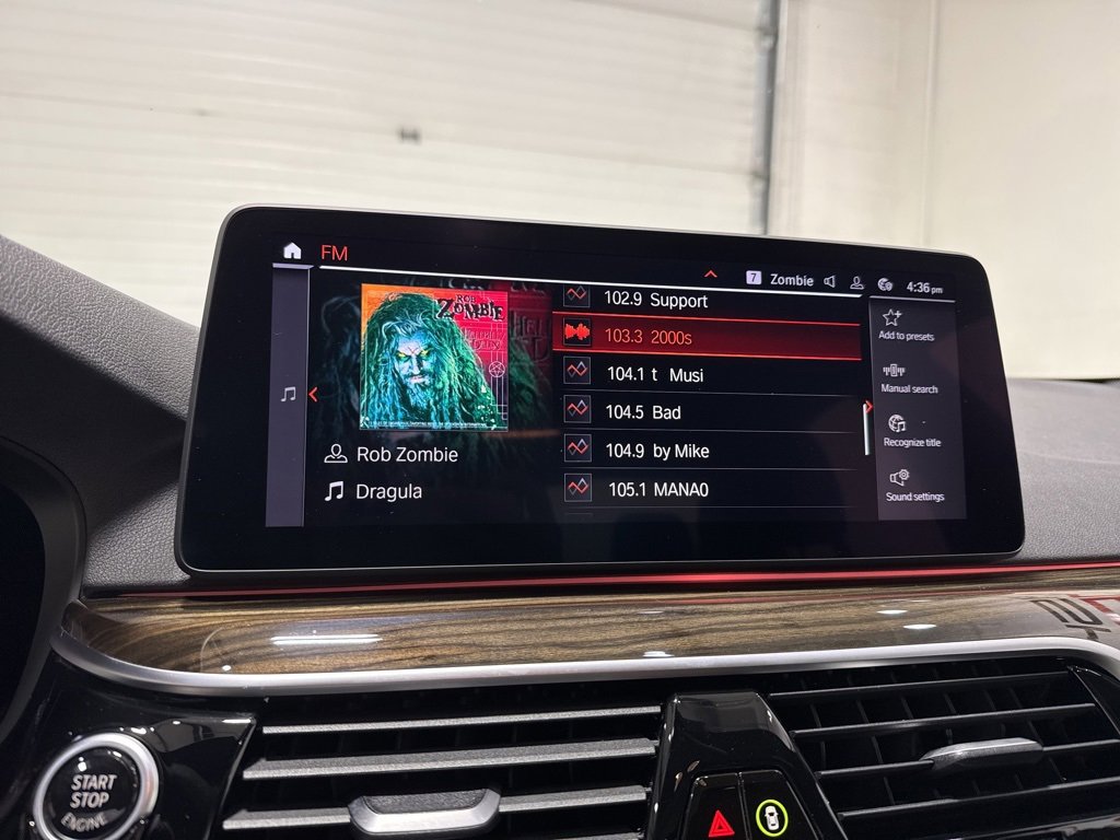 Used 2022 BMW 530i xDrive w/ Premium Package image 23