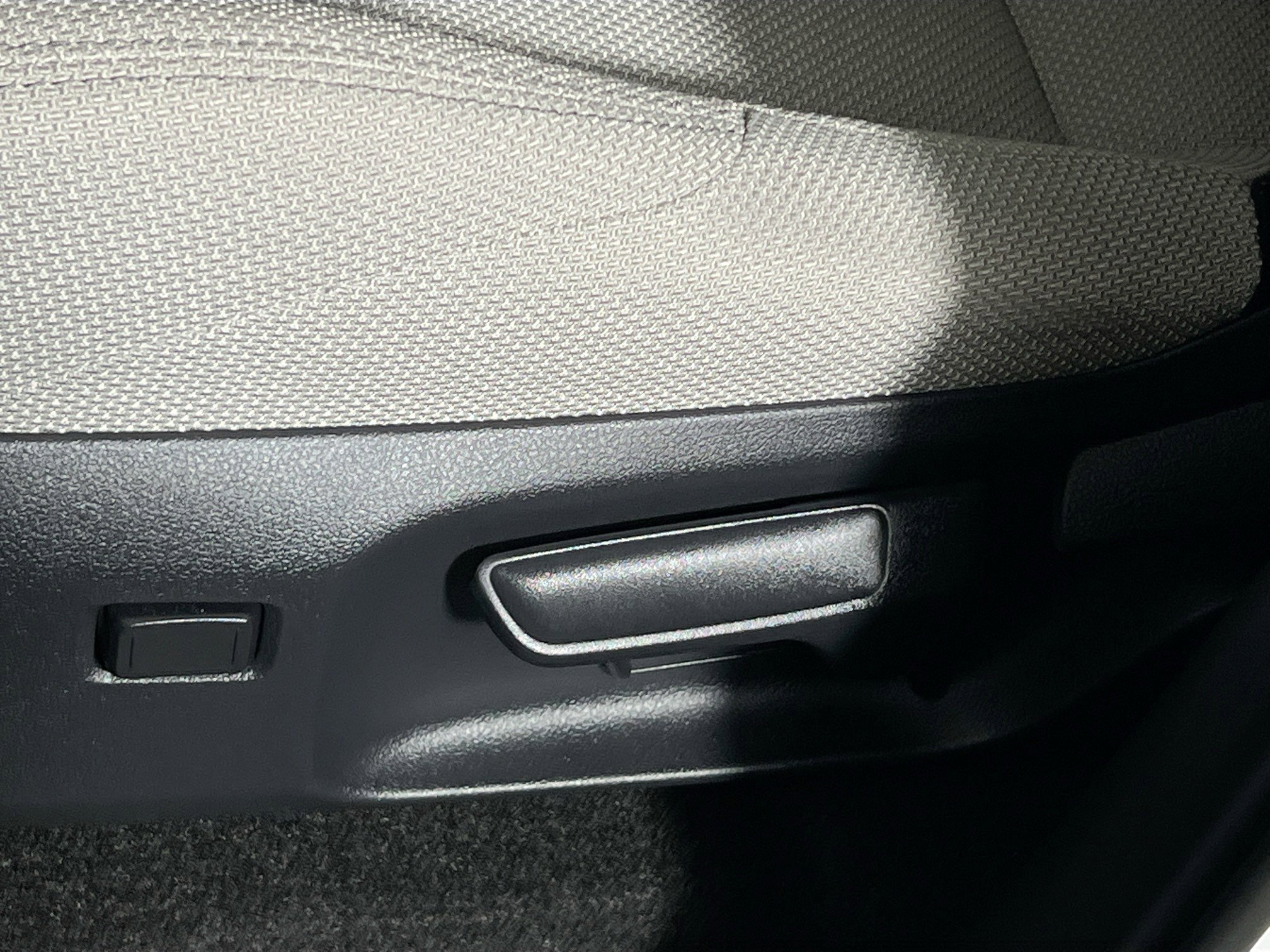 Used 2025 Toyota 4Runner SR5 image 15