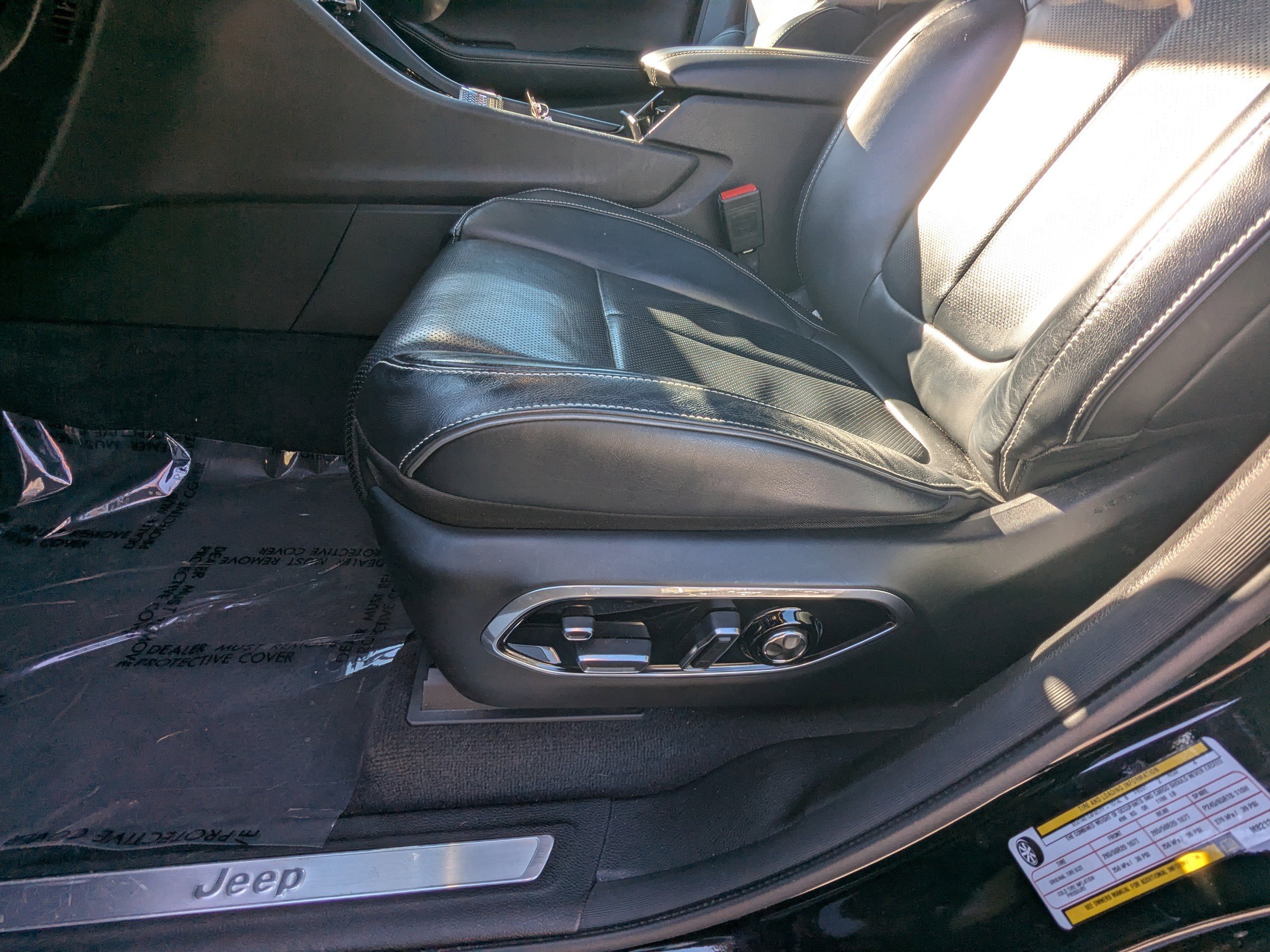 Used 2021 Jeep Grand Cherokee L Overland w/ Advanced Protech Group III image 20