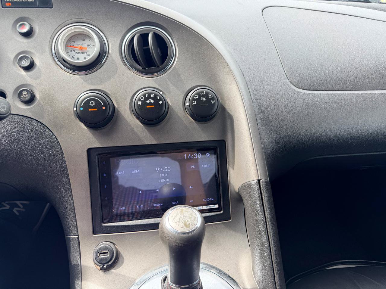 Used 2008 Pontiac Solstice GXP w/ Premium Package RWD image 25