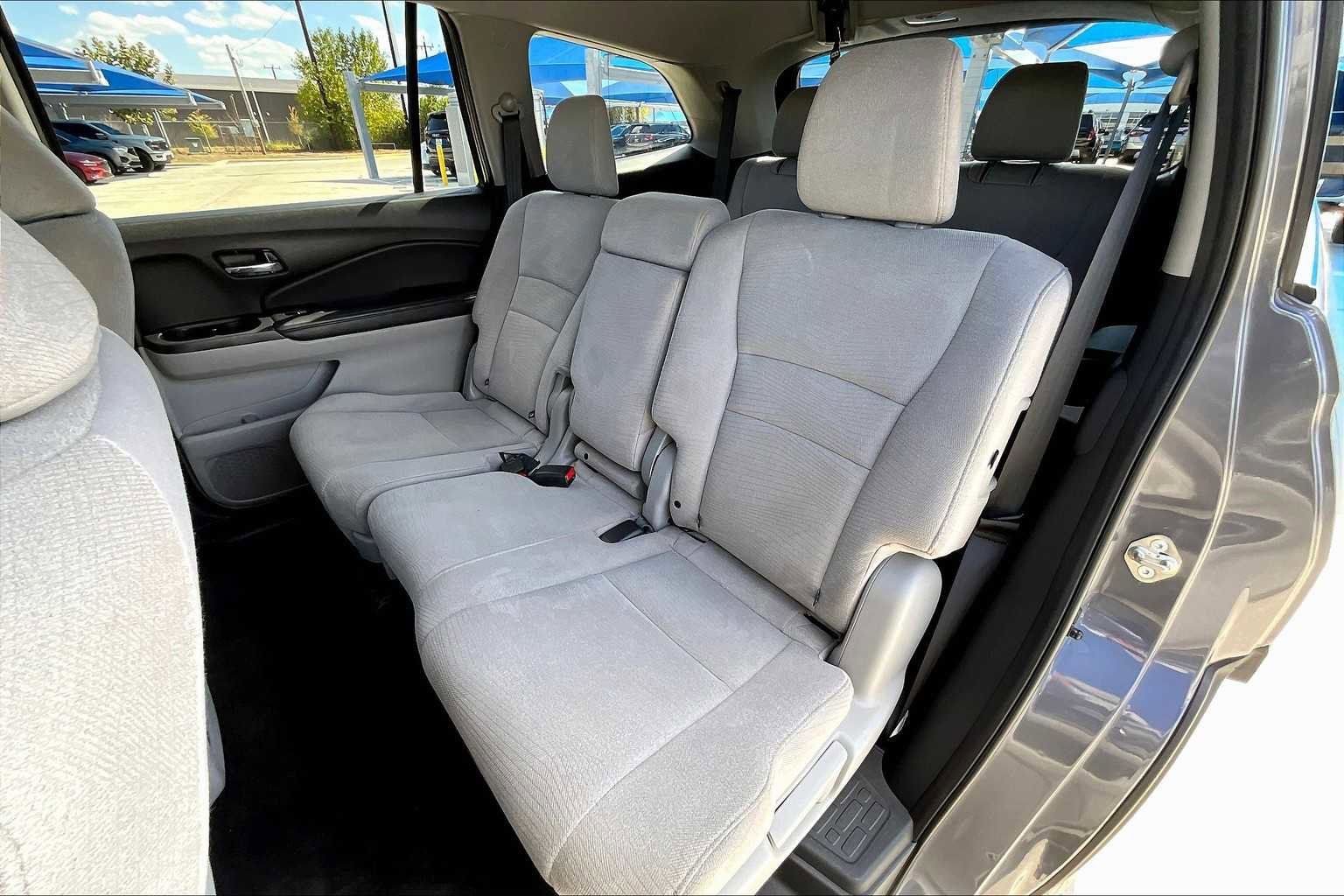Used 2018 Honda Pilot EX image 21