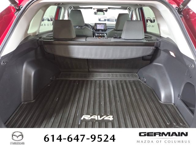 Used 2020 Toyota RAV4 XLE w/ Convenience Package AWD/4WD image 23