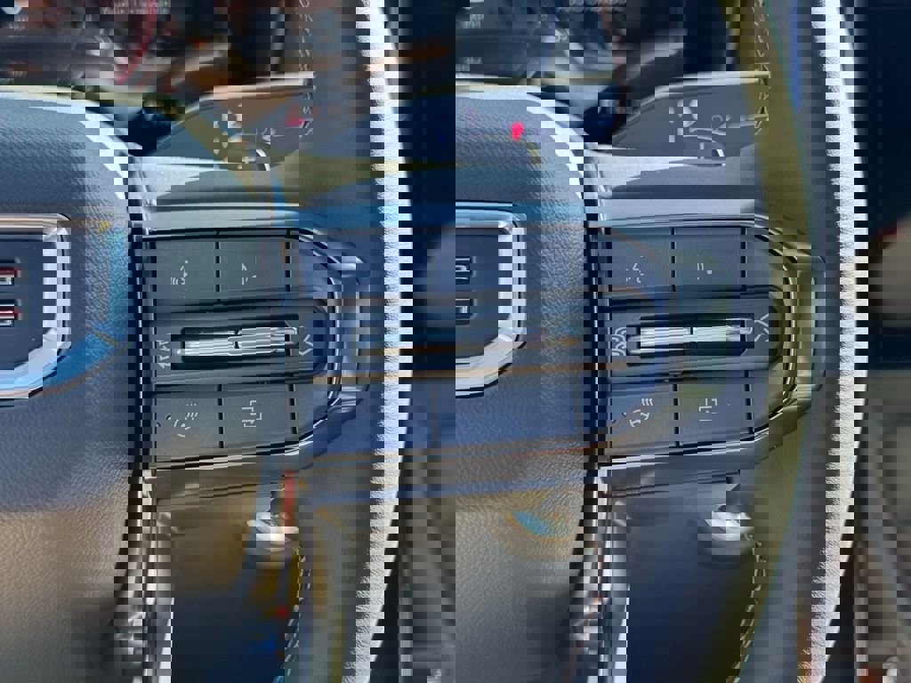 New 2026 GMC Terrain AT4 w/ Convenience Package III image 28