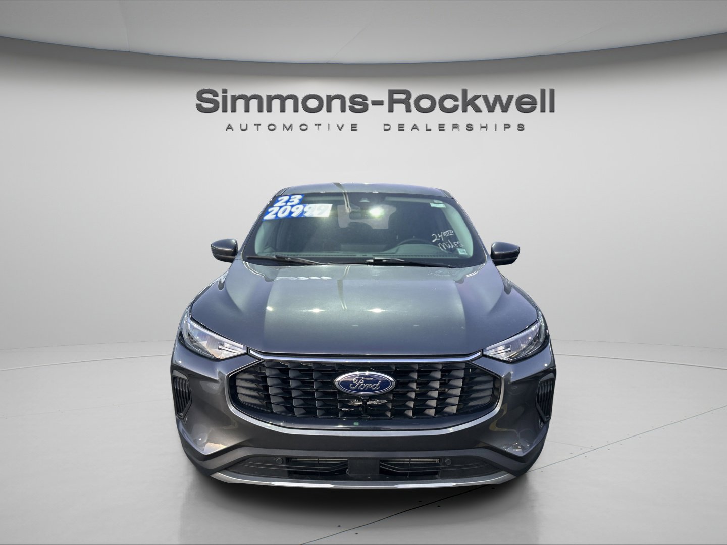 Used 2023 Ford Escape Active w/ Tech Pack #2 image 2