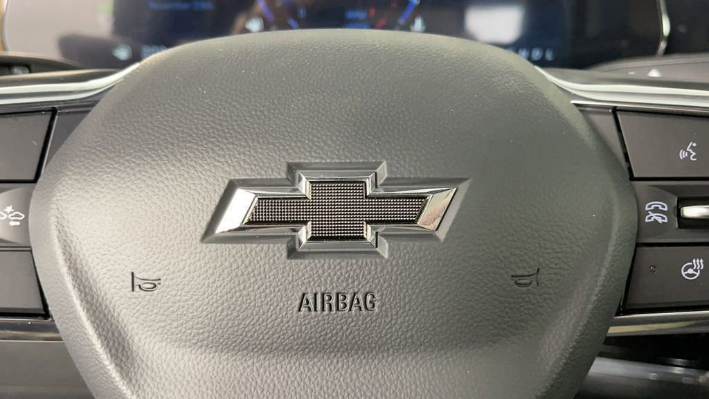 New 2025 Chevrolet Equinox ACTIV image 26