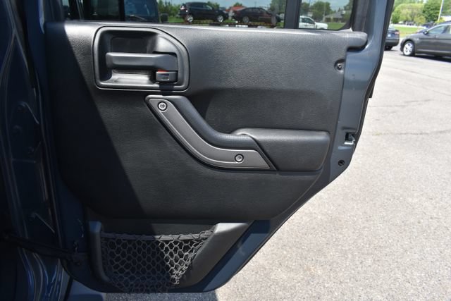 Used 2017 Jeep Wrangler Unlimited Sport w/ Quick Order Package 24S AWD/4WD image 32