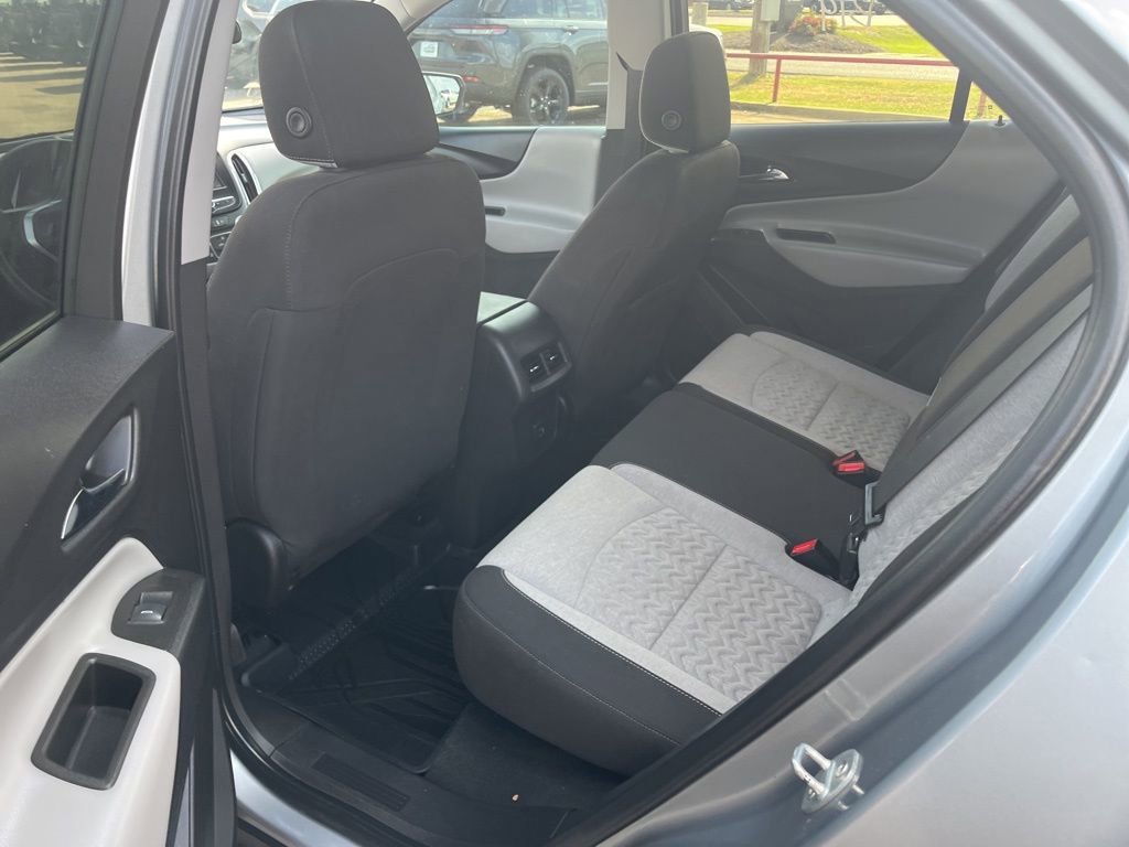 Used 2023 Chevrolet Equinox LS w/ LS Convenience Package FWD image 13