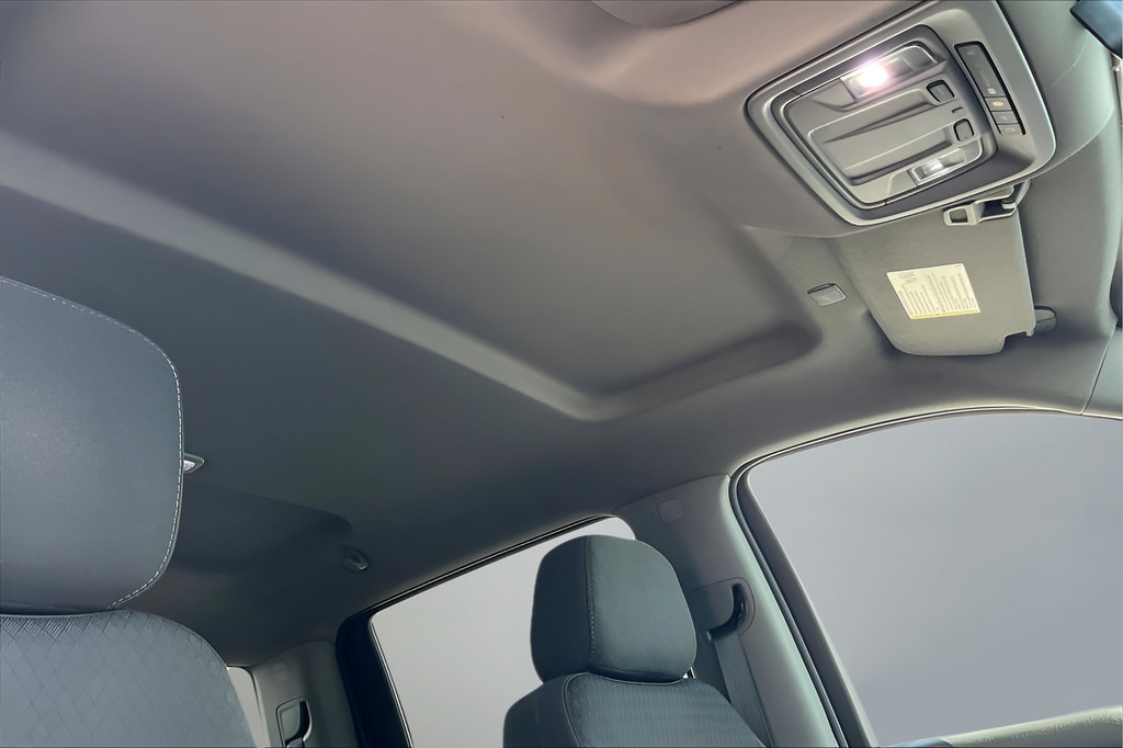 Used 2022 Chevrolet Silverado 1500 RST RWD image 28