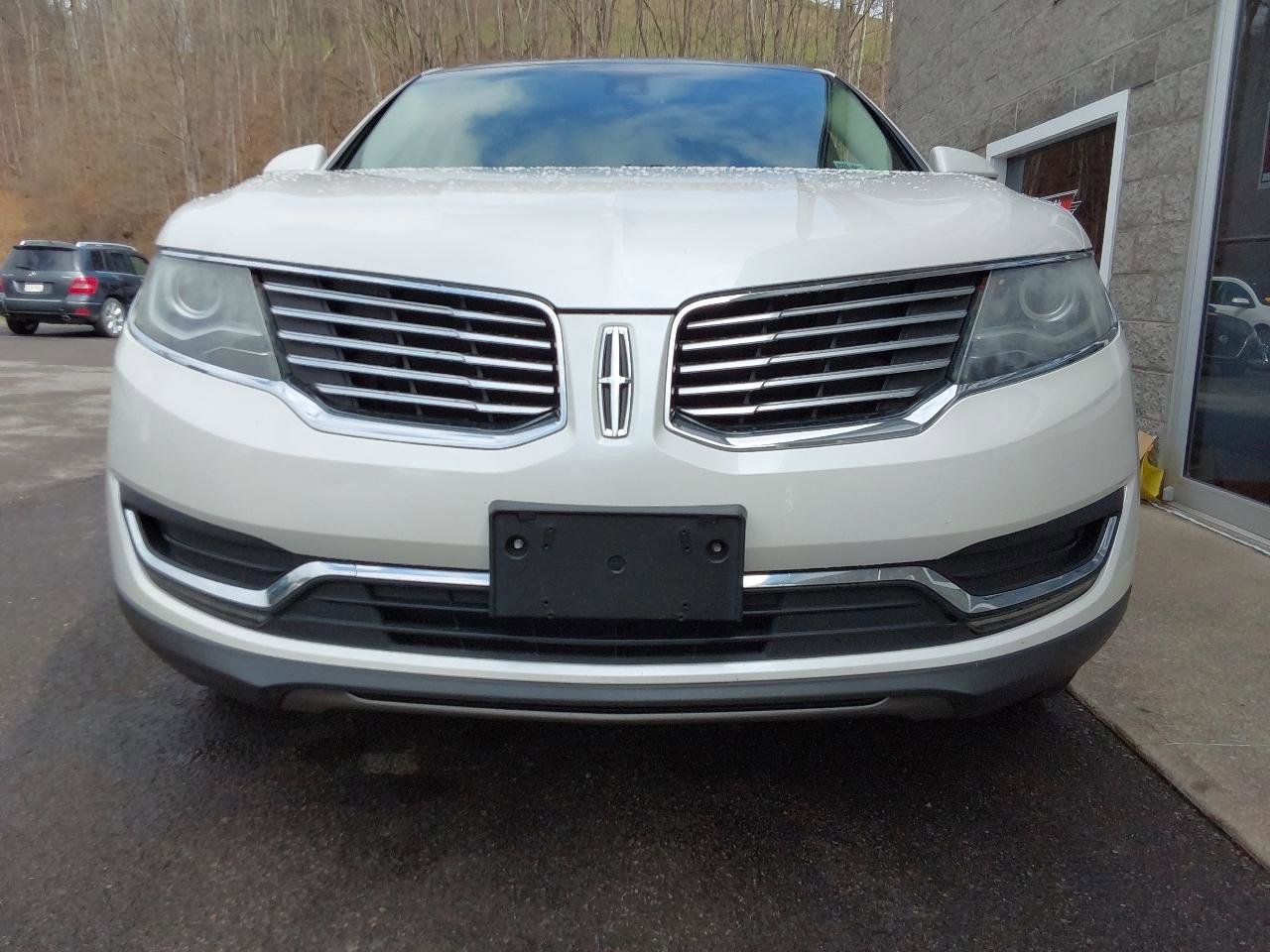 Used 2016 Lincoln MKX Reserve w/ Climate Package image 7