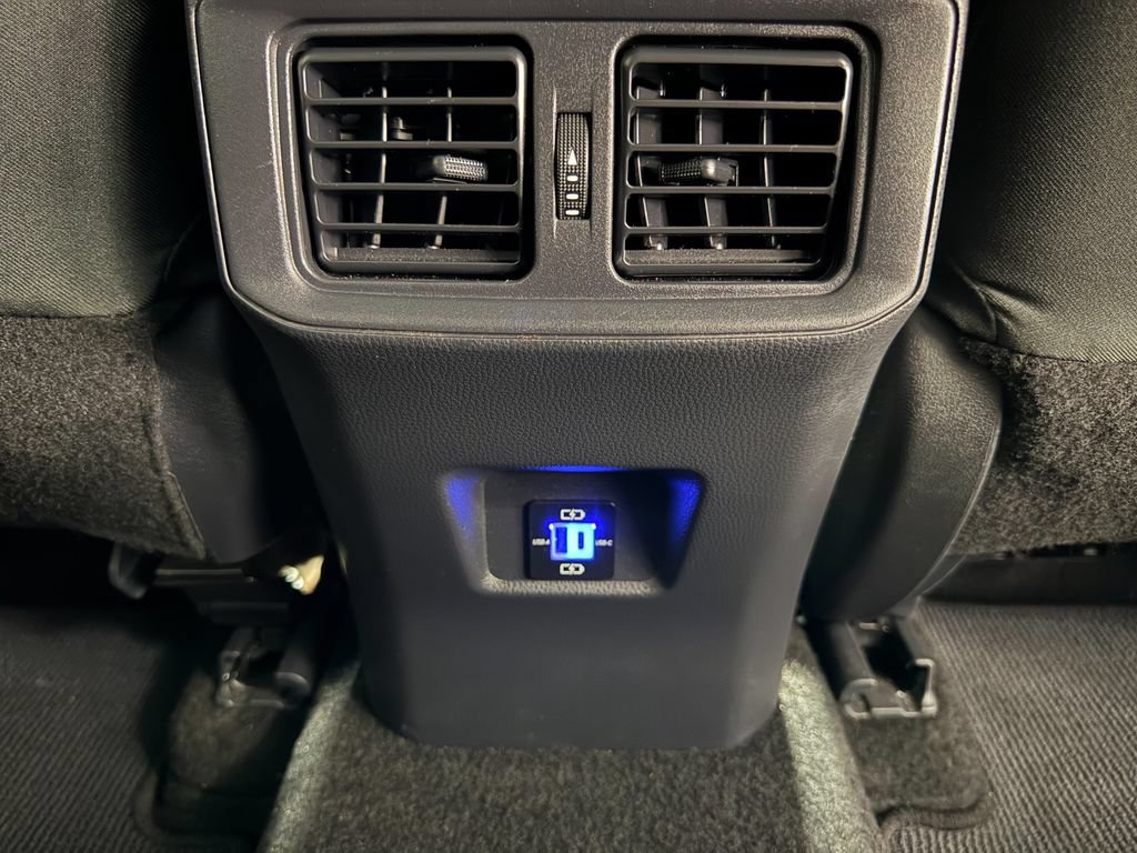 Used 2025 Toyota RAV4 LE FWD image 31