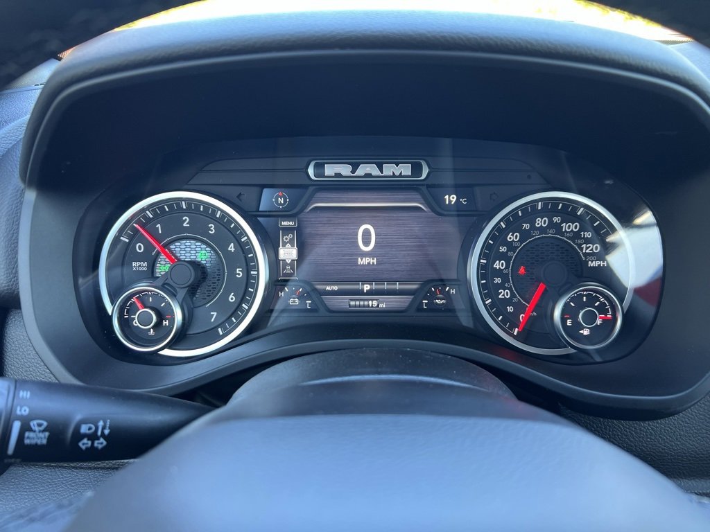 New 2026 RAM 1500 4x4 Crew Cab image 17