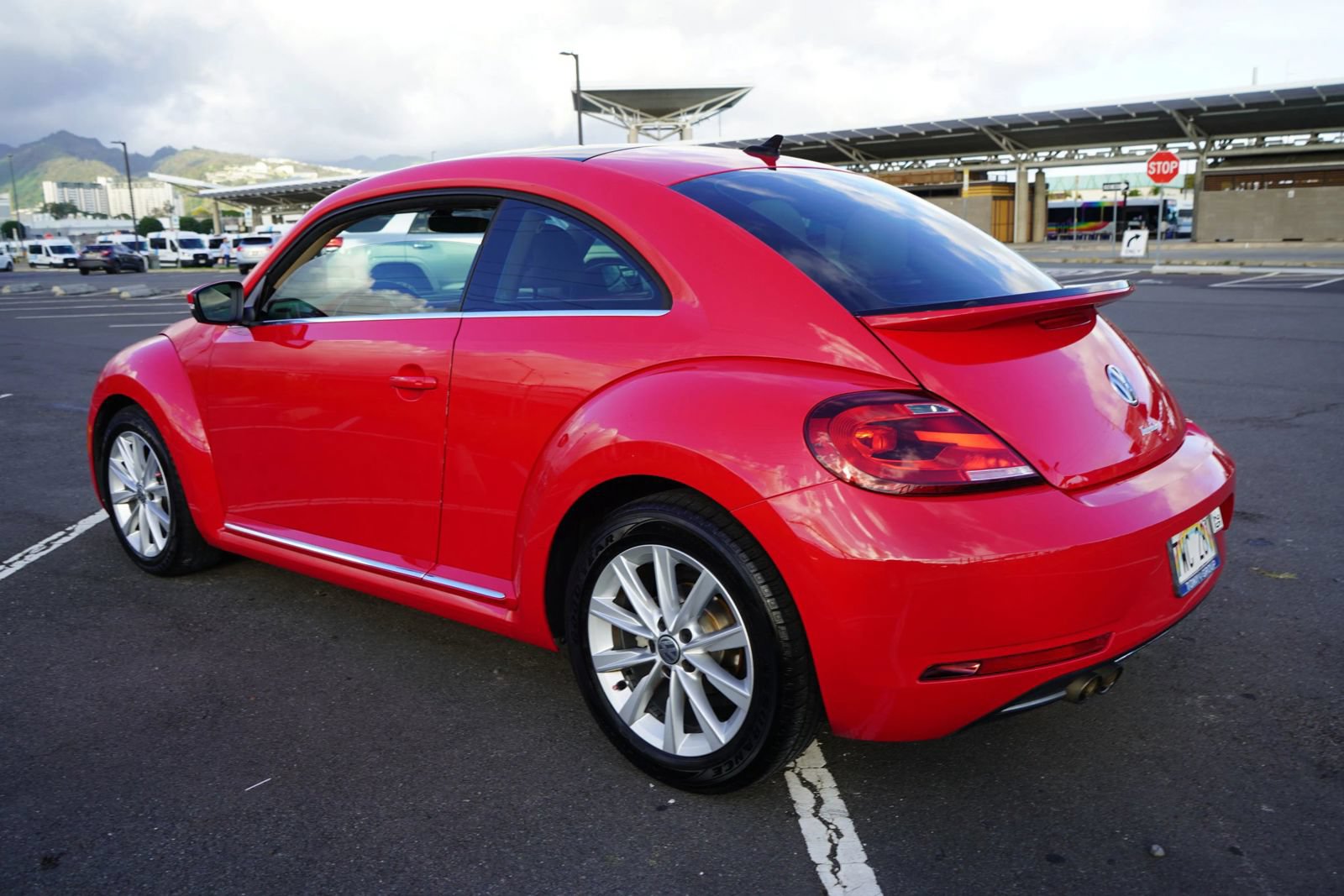 Used 2019 Volkswagen Beetle 2.0T SE FWD image 28