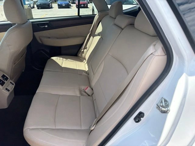Used 2019 Subaru Outback 2.5i Limited AWD/4WD image 18
