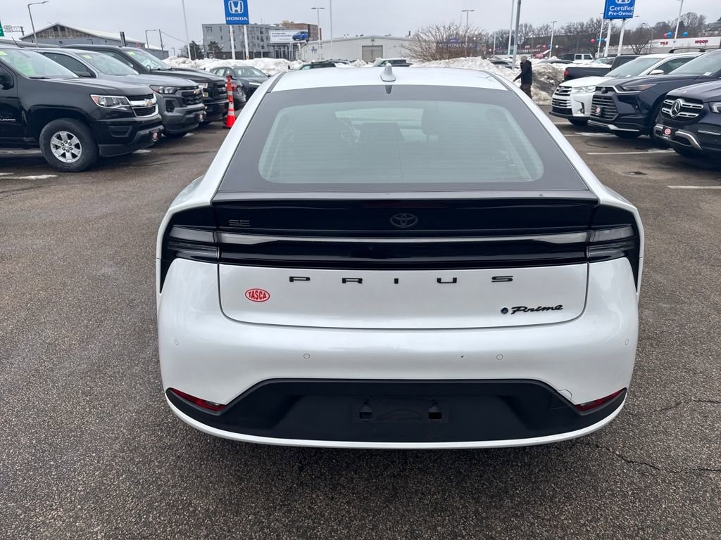 Used 2023 Toyota Prius Prime SE image 6
