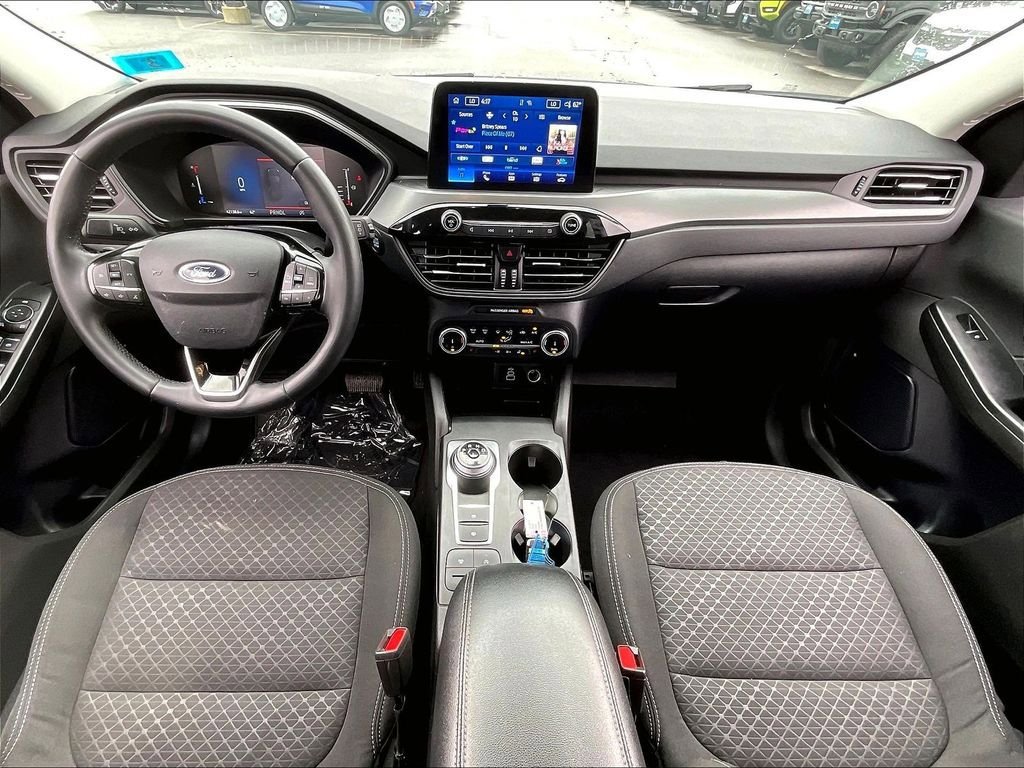 Used 2024 Ford Escape Active AWD/4WD image 20