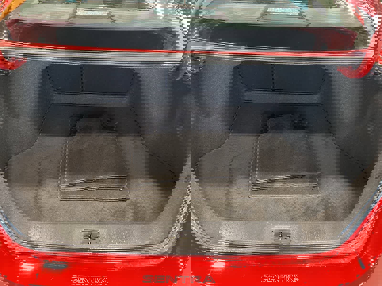 Used 2025 Nissan Sentra SV image 27