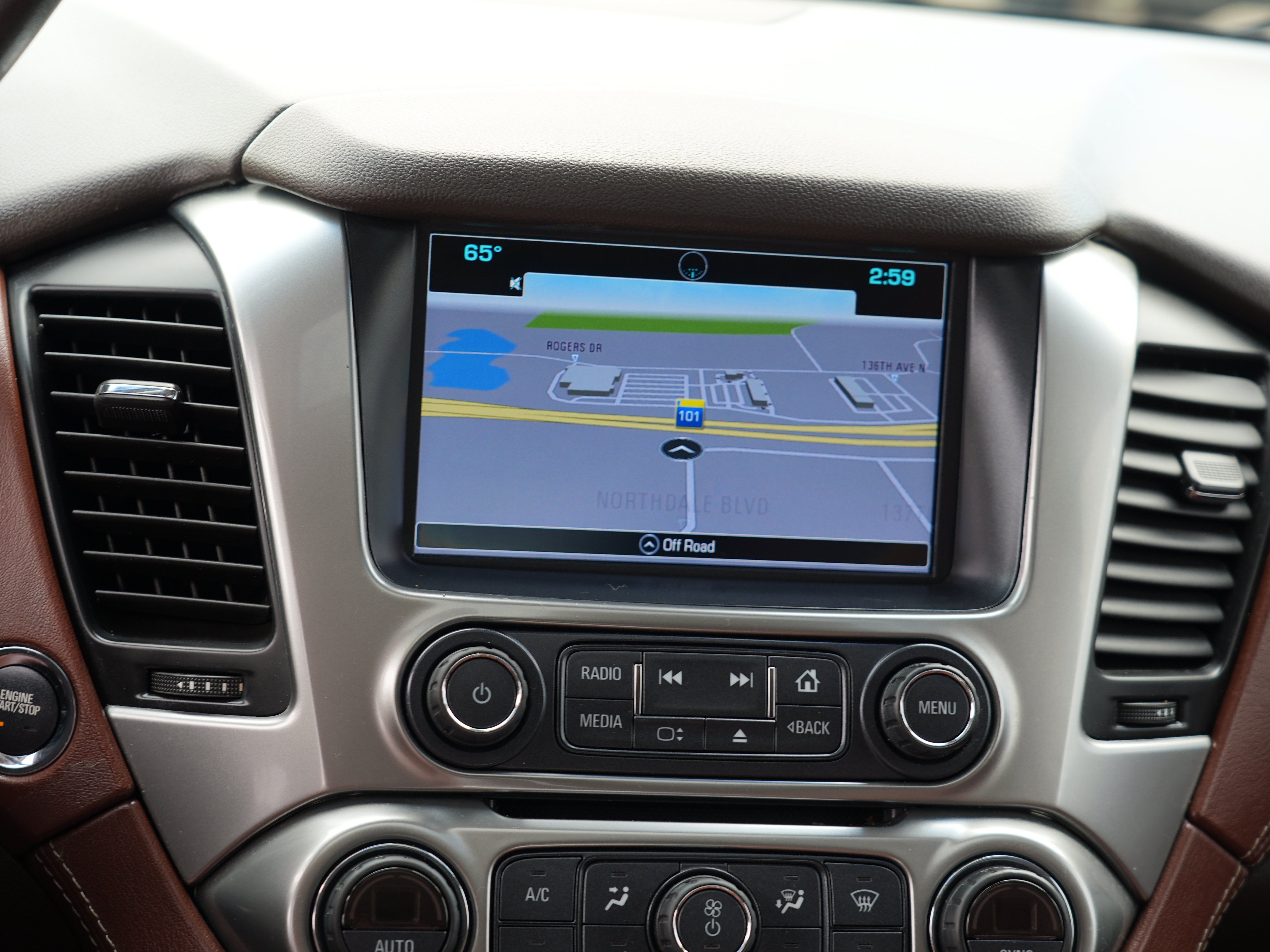 Used 2018 Chevrolet Tahoe Premier AWD/4WD image 22