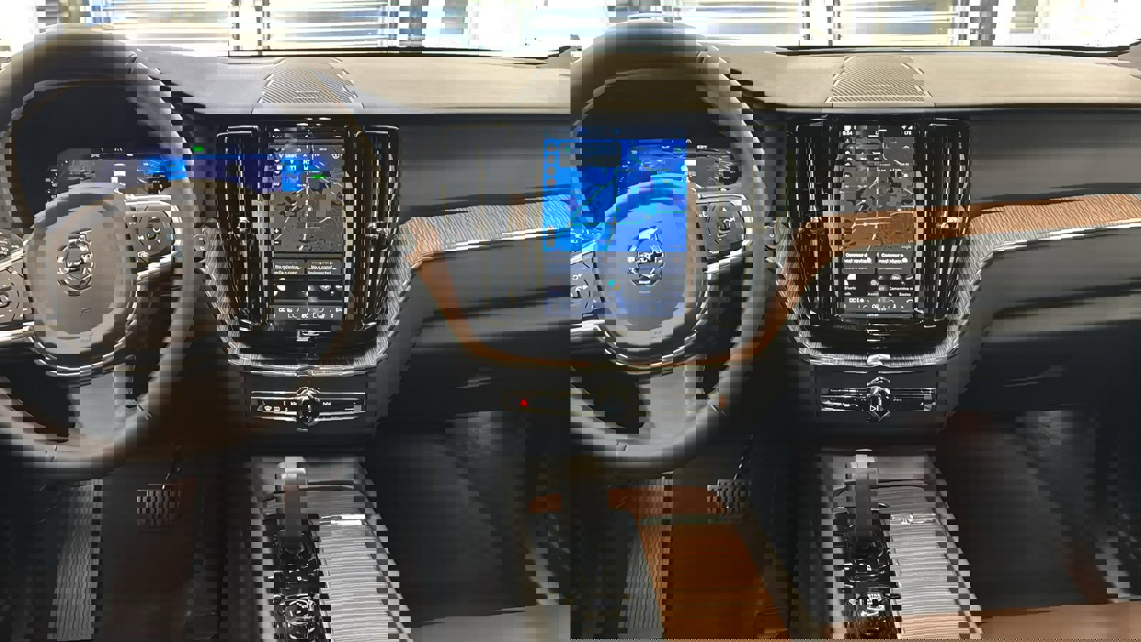 Used 2022 Volvo XC60 T8 Inscription Expression w/ Advanced Package image 11