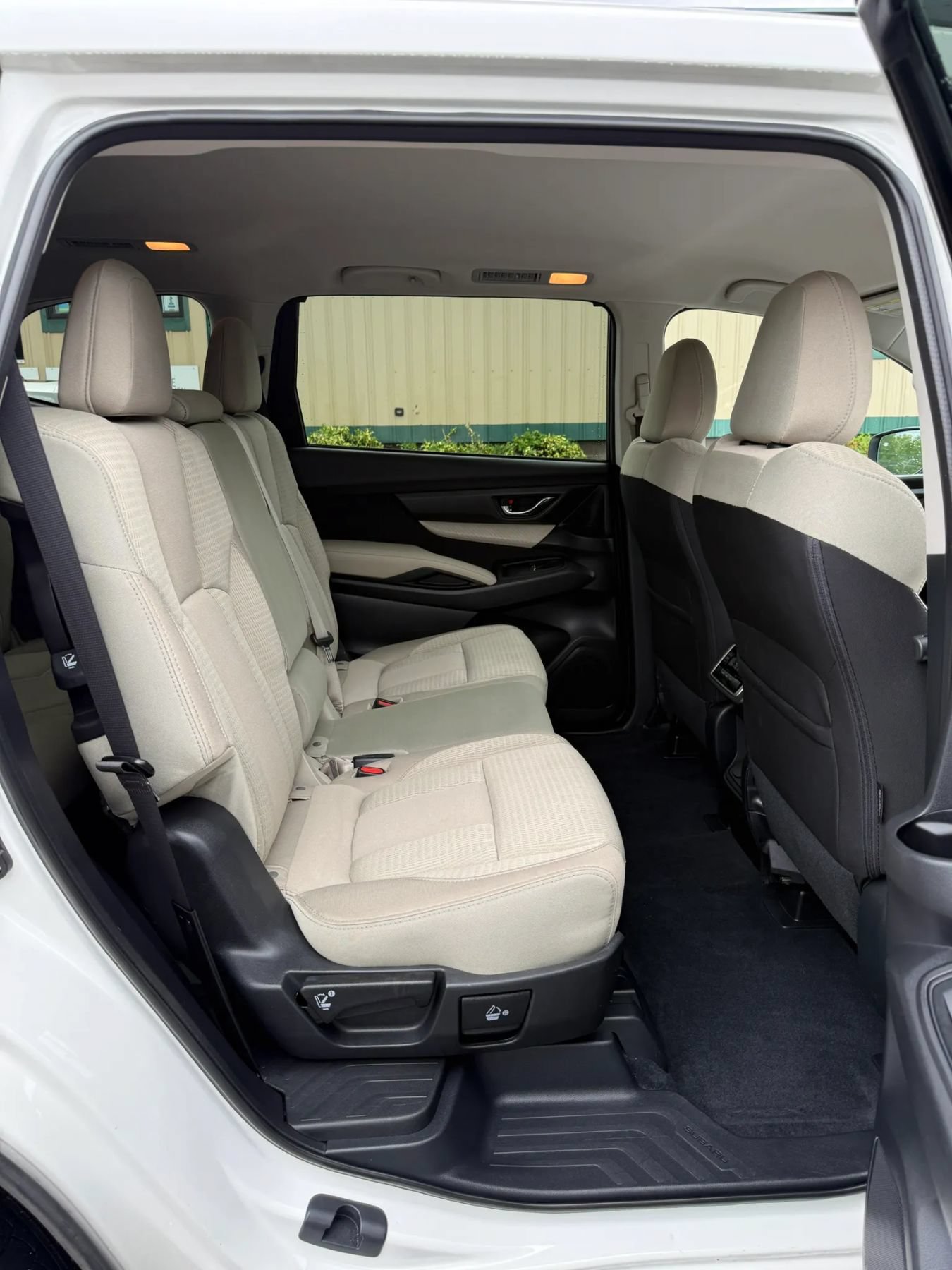 Used 2021 Subaru Ascent Premium w/ Convenience Package AWD/4WD image 27