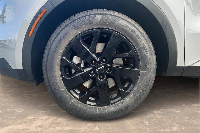 Used 2023 Kia Sorento S image 34