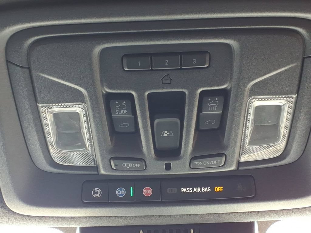 Used 2023 GMC Sierra 1500 AT4X AWD/4WD image 21