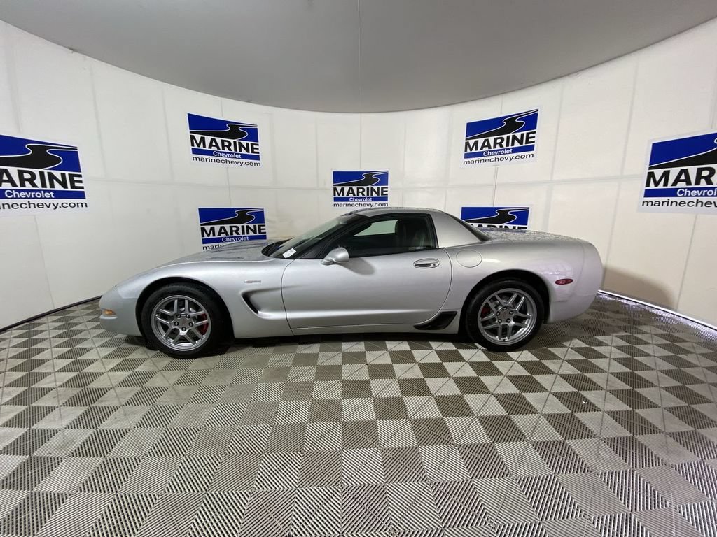 Used 2003 Chevrolet Corvette Z06 RWD image 10