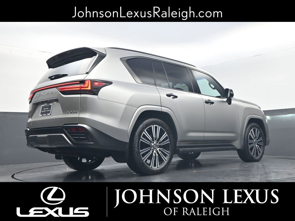 Used 2023 Lexus LX 600 4WD w/ Appearance Package image 20